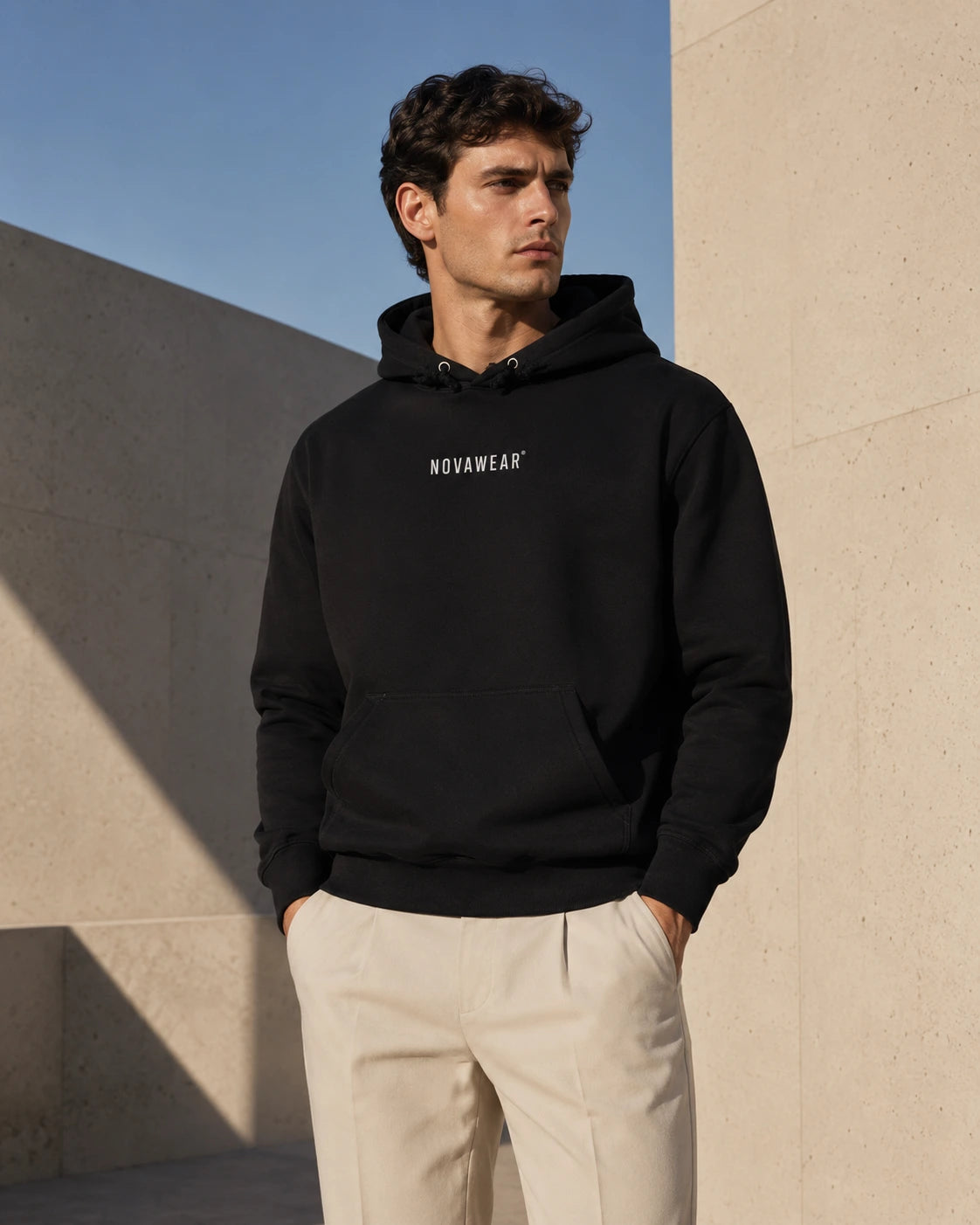 NOVAWEAR Hoodie in Schwarz – Vorderansicht
