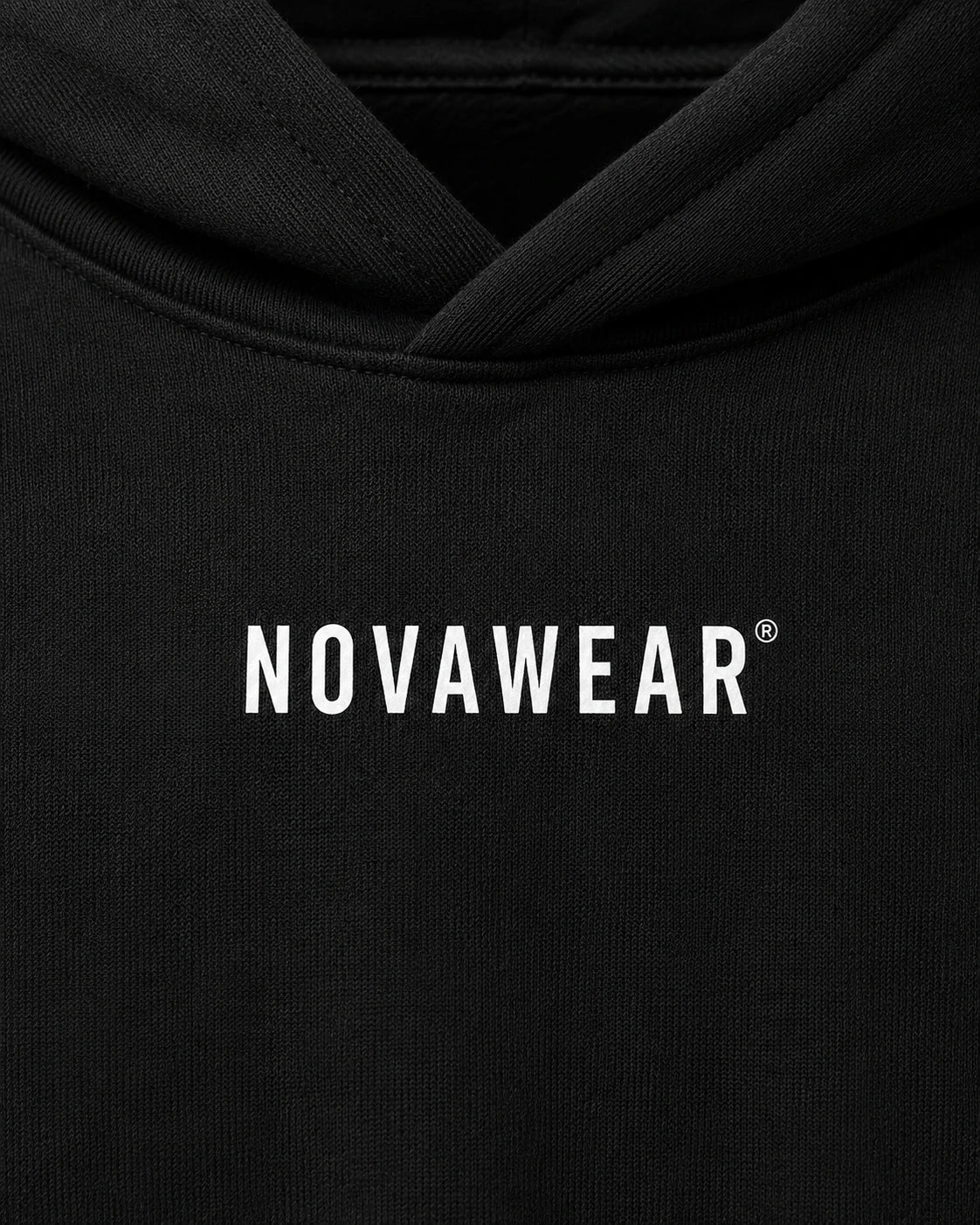 NOVAWEAR Oversized Hoodie – Logo-Detail in Schwarz