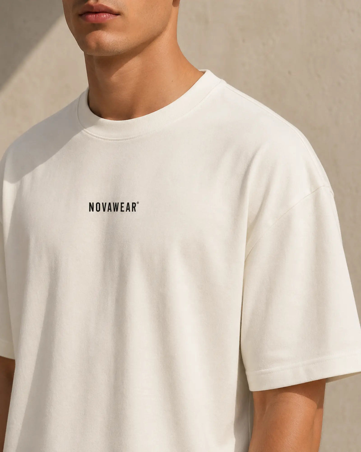 NOVAWEAR Oversized Shirt – Kragen- und Drop-Shoulder-Detail