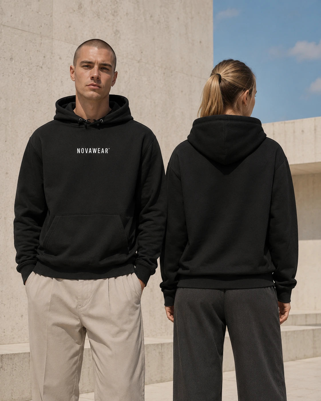 NOVAWEAR Hoodie in Schwarz – Vorder- und Rückansicht