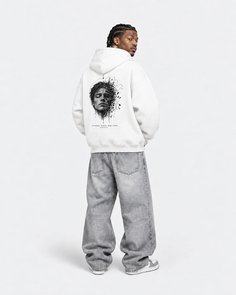 
ZWISCHEN DRUCK UND RUHE - Oversized Hoodie