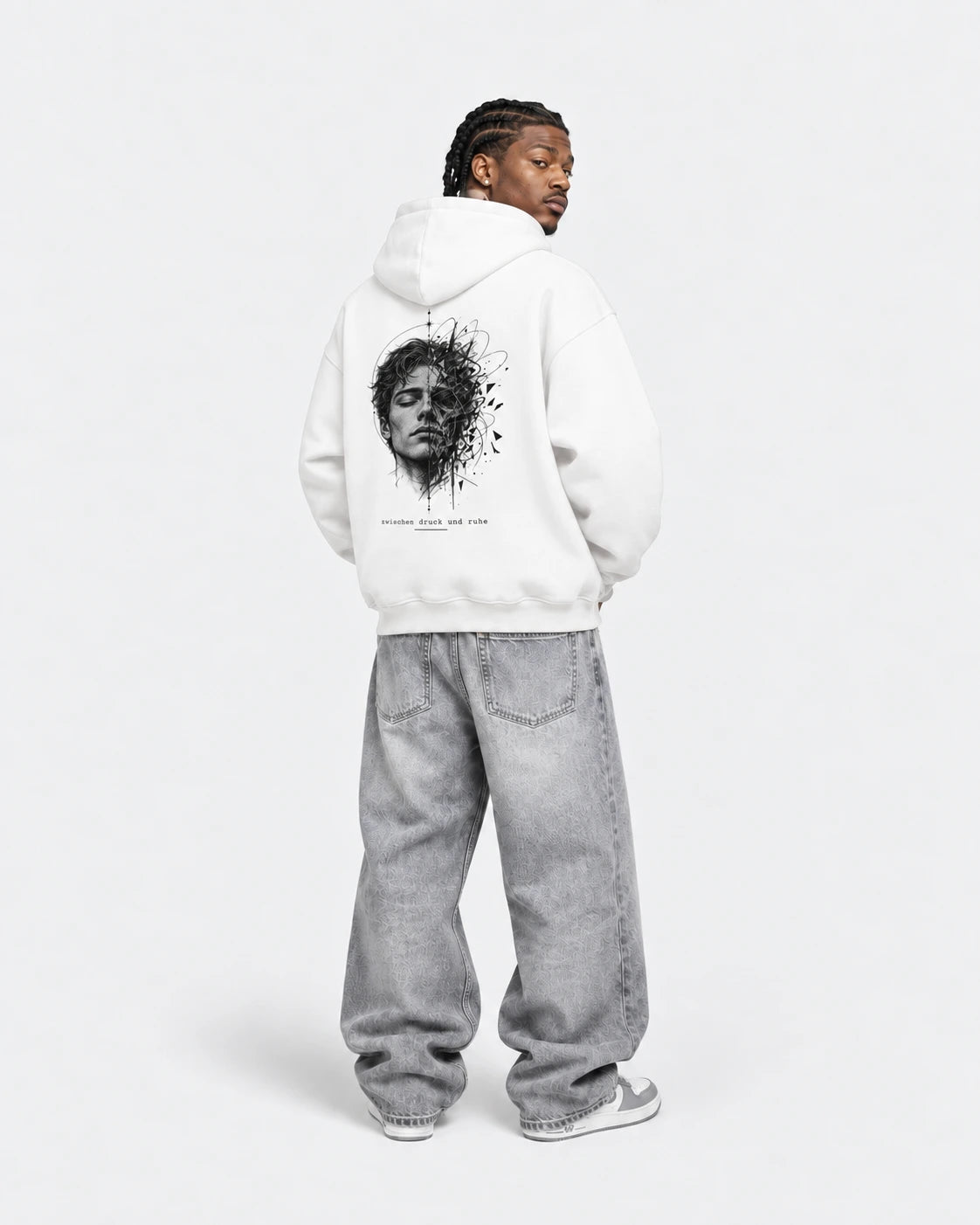 ZWISCHEN DRUCK UND RUHE - Oversized Hoodie