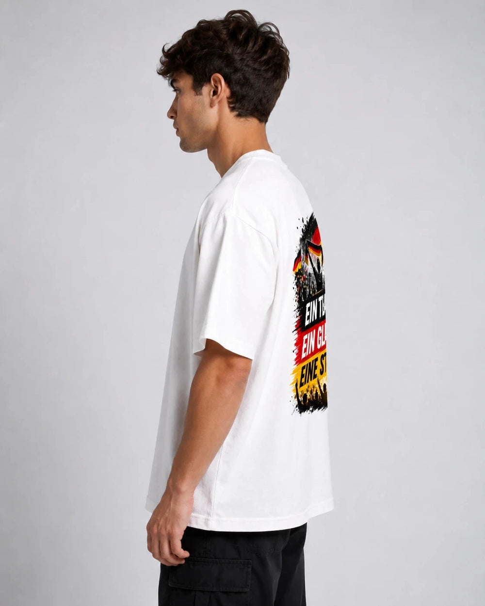 Ein Team. Ein Glaube. Eine Stimme. Oversized Shirt Oversized T-Shirt Novawear
