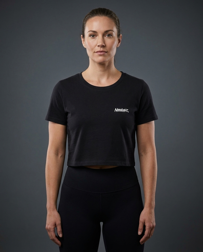 Lineform Cropped Tee Schwarz Frontansicht