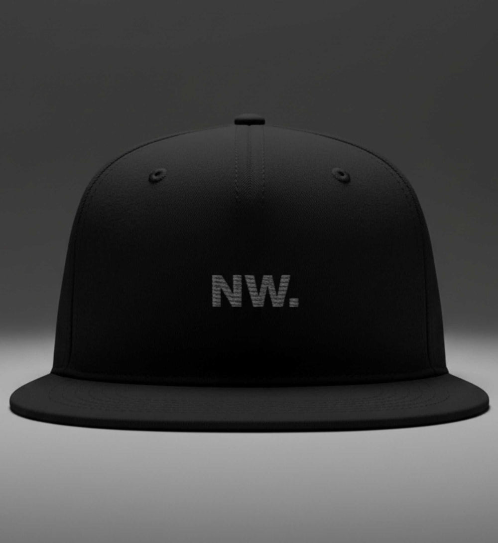MIDNIGHT SNAPBACK – Dark Layers Edition Snapback mit Stick Novawear