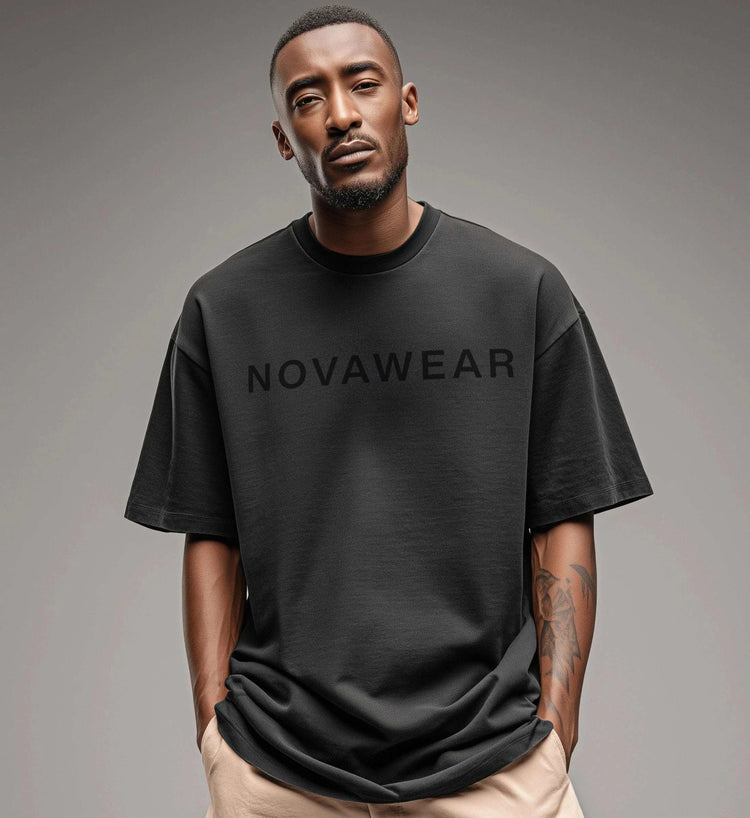 NOVA CORE TEE – Black Edition Oversized T-Shirt Novawear