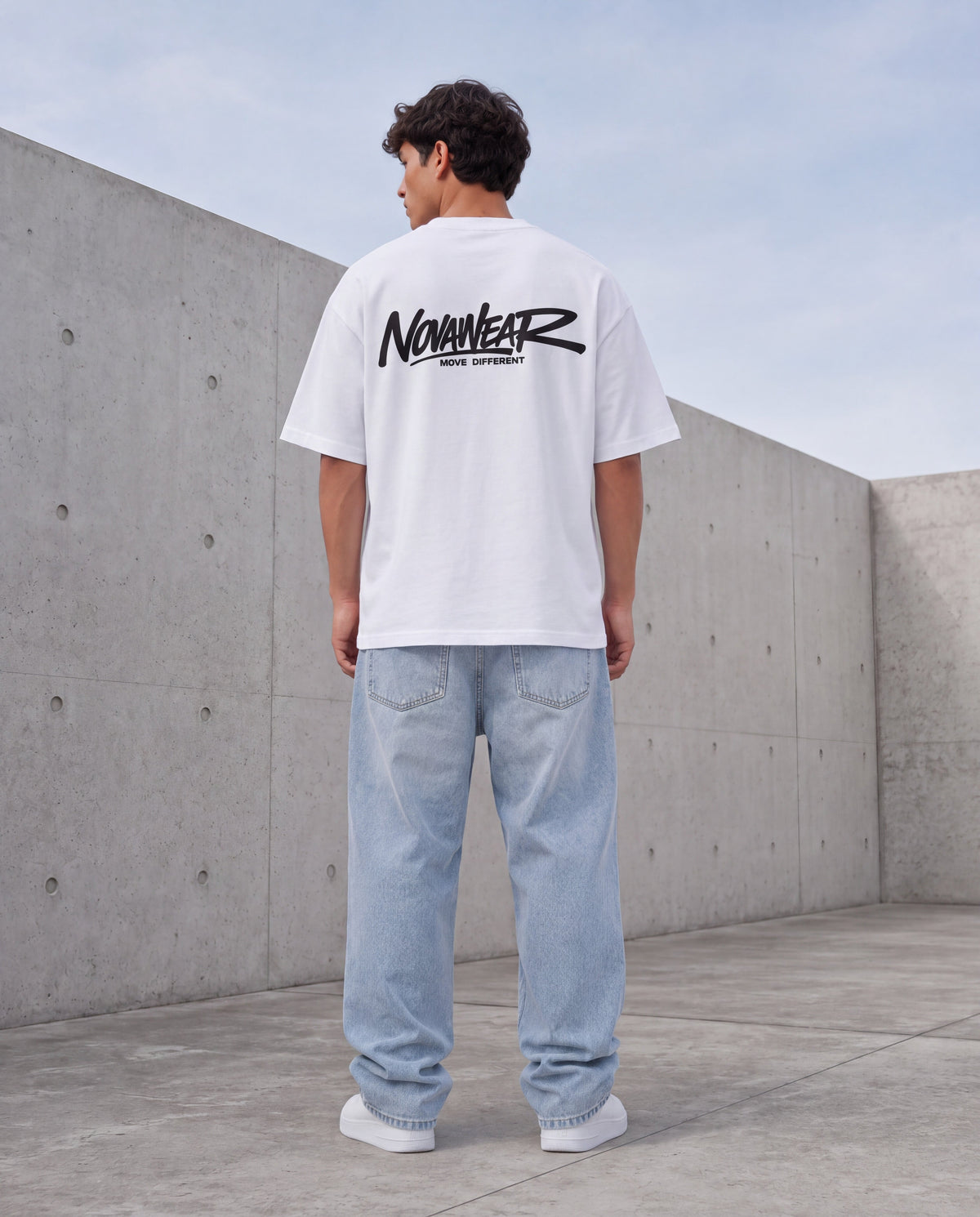 NOVAWEAR Coreframe Premium Shirt in Weiß – Rückenansicht