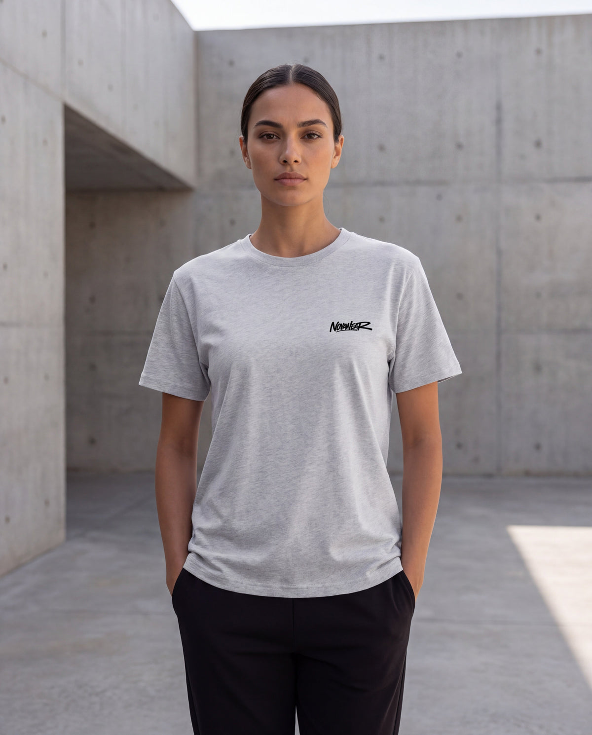 NOVAWEAR Coreframe Premium Shirt in Heather Grey – Frontansicht