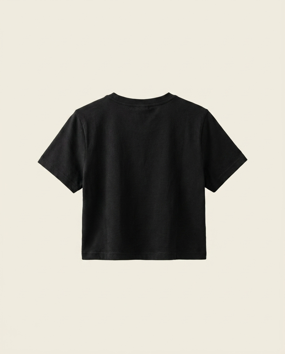 NOVAWEAR Cropped Tee in Schwarz – Rückansicht
