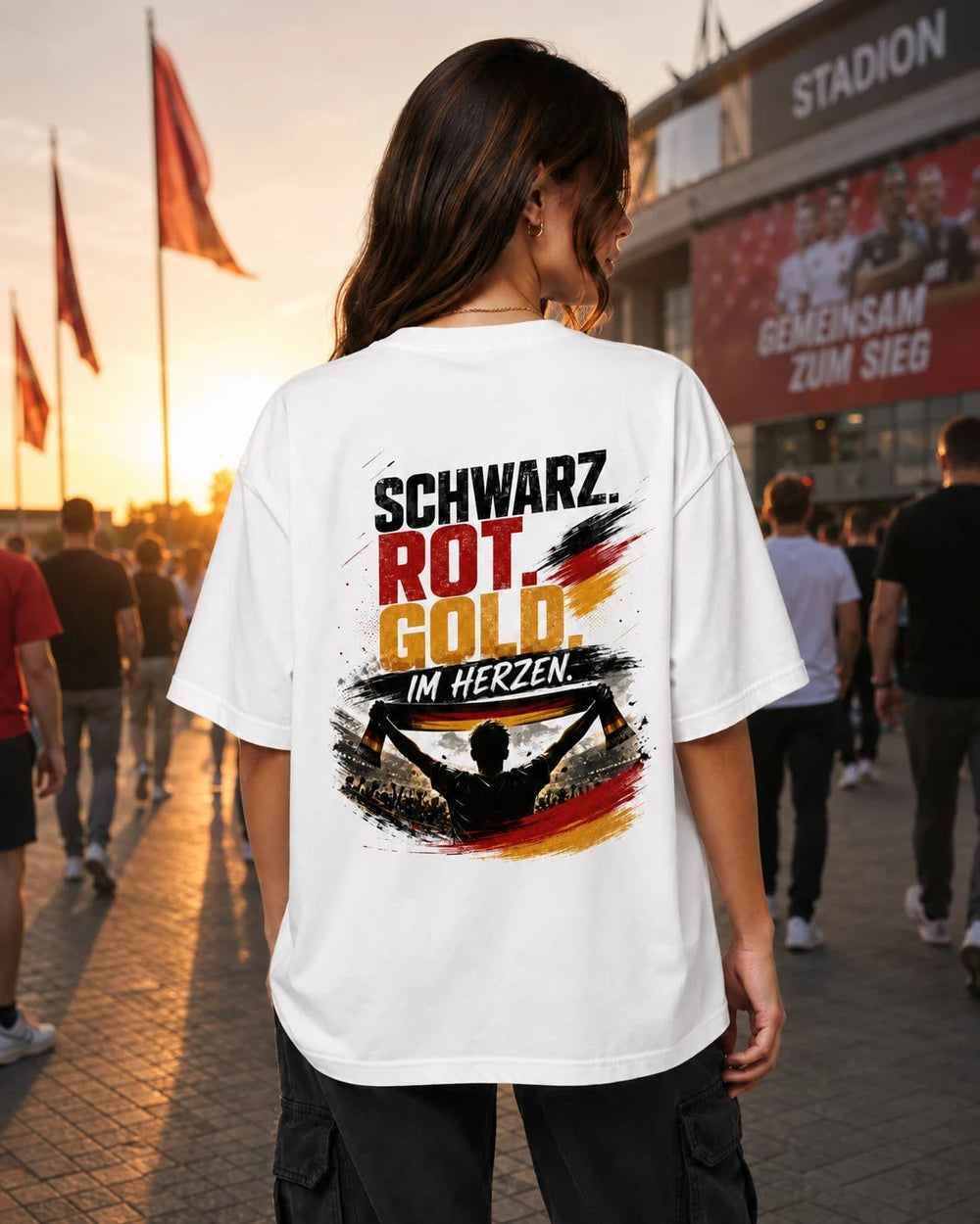 Schwarz-Rot-Gold im Herzen Stadium Shirt Oversized T-Shirt Novawear
