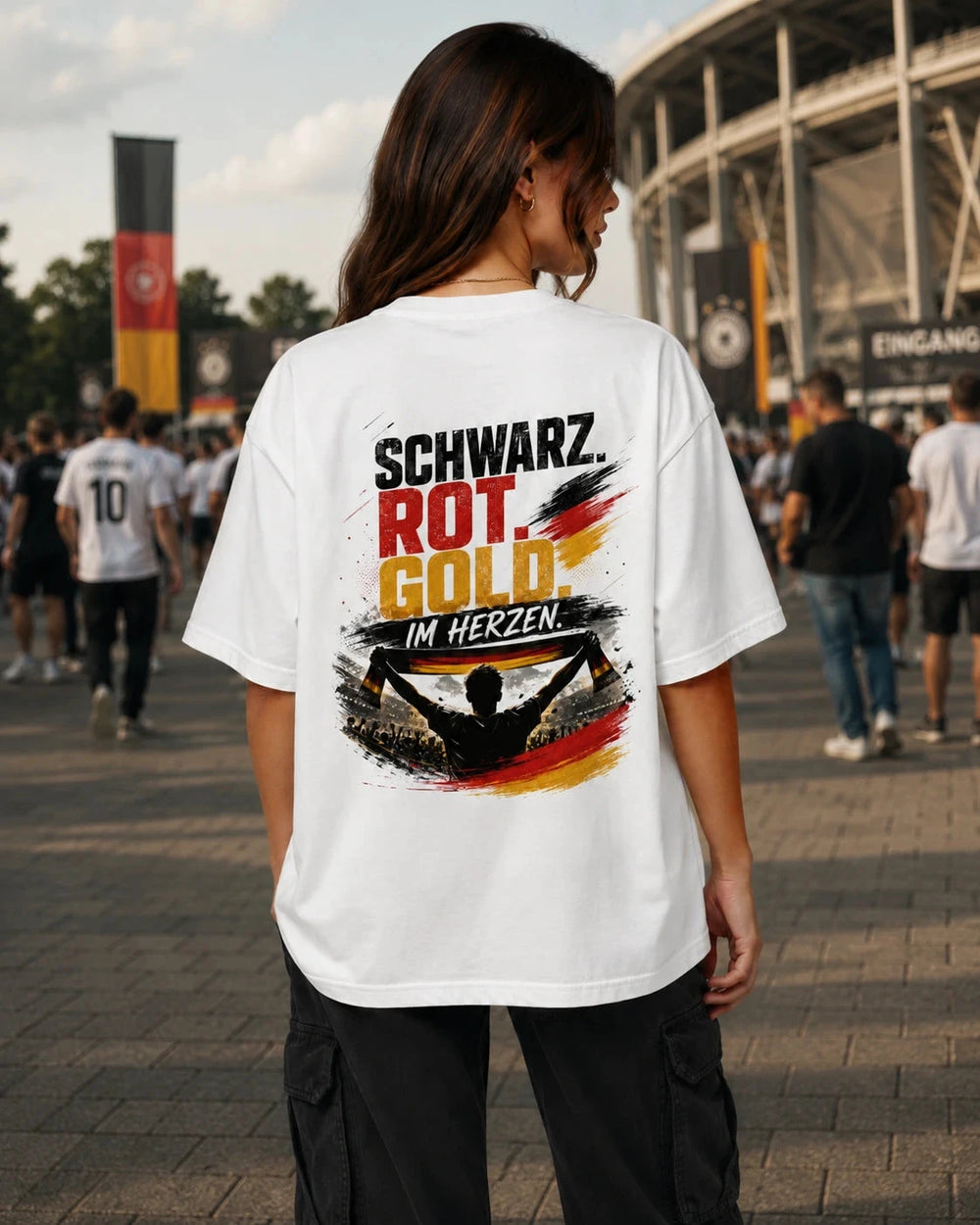 Schwarz-Rot-Gold im Herzen Stadium Shirt Oversized T-Shirt Novawear